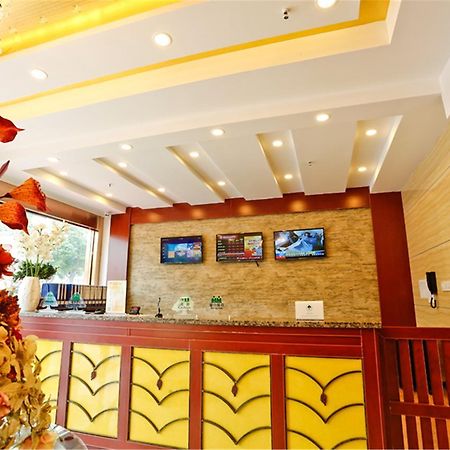 Greentree Inn Anhui Fuyang Yijing International North Door Busniess Hotel Exterior photo